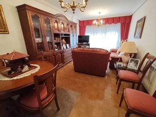 Appartamento  Calle fernando moran. Piso 3 habitaciones venta avilés