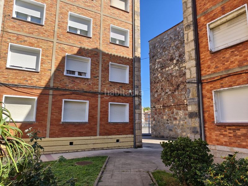 Foto ee8a06fb-a97e-4df7-a3dc-ed25aa9ca22b. Piso  3 habitaciones venta en Versalles Avilés