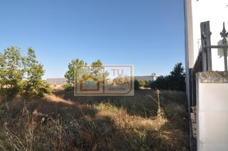 Solar industrial en Calle b 44. Venta parcela de 911m2. en el polígono de malpartida de cáceres