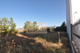 Solar industrial en Calle b 44. Venta parcela de 911m2. en el polígono de malpartida de cáceres