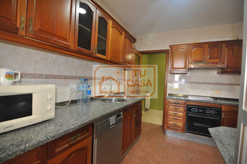 Foto 125c7e7d-b210-4608-a6eb-24f15aaede04. Alquiler piso alquiler en pleno Centro , avenida de la bondad en Cáceres