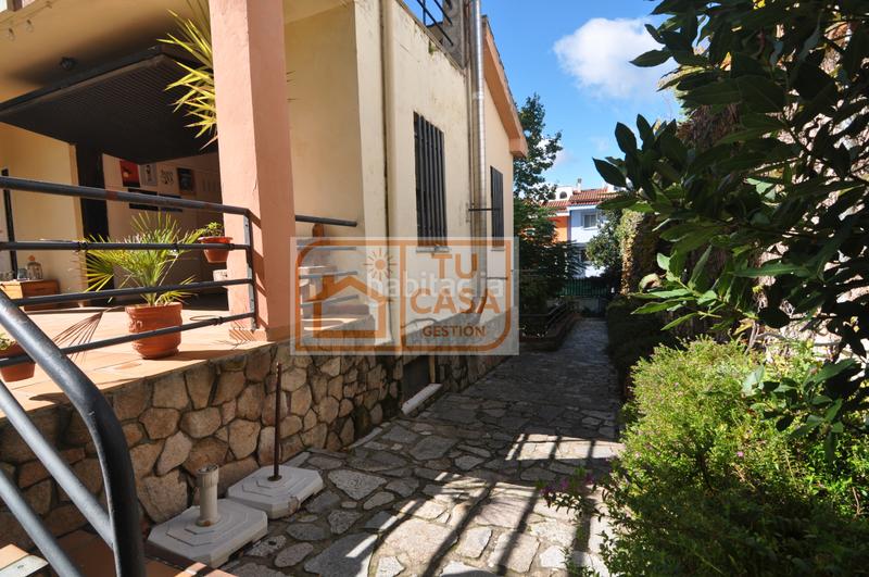 Foto 124c07db-12fa-483e-bc46-d1051a1c0b3d. Chalet excelente chalet unifamiliar independiente, en la urbanización de unifamiliares más exclusiva y céntrica . en Cáceres
