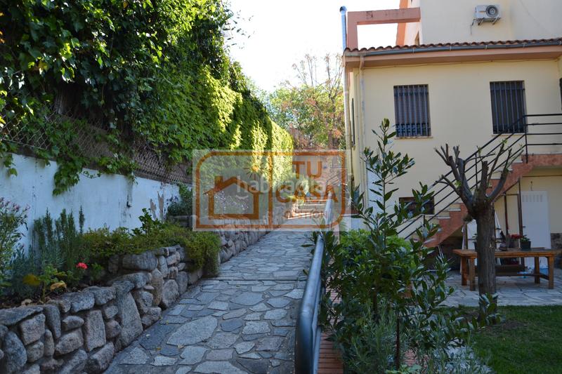 Foto 2ceb44bd-8c2e-4f46-b8db-cd190d48feb3. Chalet excelente chalet unifamiliar independiente, en la urbanización de unifamiliares más exclusiva y céntrica . en Cáceres