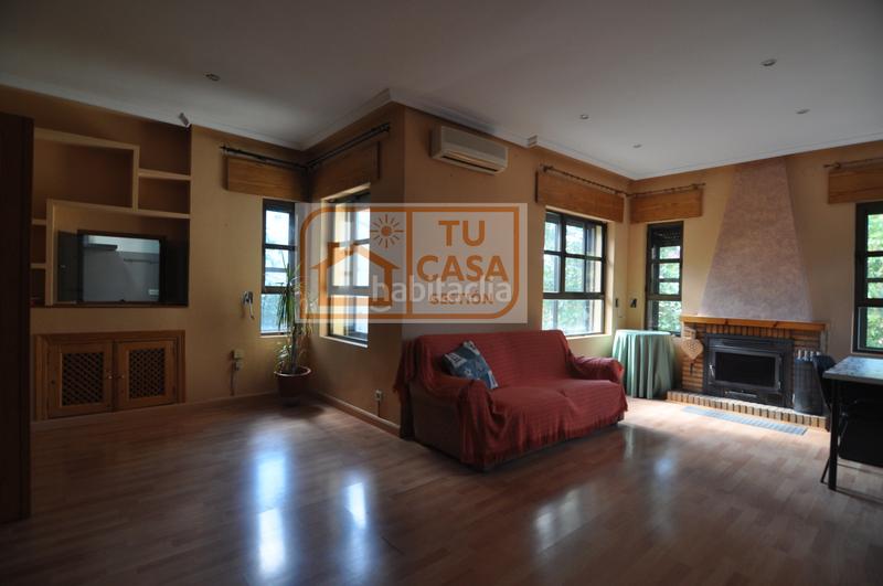 Foto 53ea85fd-7750-44b0-a220-47a0fe2a0ddd. Chalet excelente chalet unifamiliar independiente, en la urbanización de unifamiliares más exclusiva y céntrica . en Cáceres