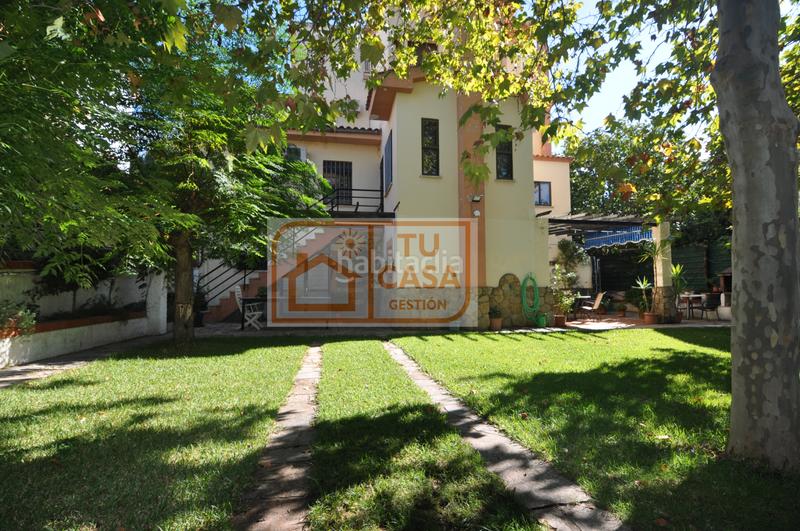 Foto 83aa353b-d7b5-44a7-923f-630a3b4fc481. Chalet excelente chalet unifamiliar independiente, en la urbanización de unifamiliares más exclusiva y céntrica . en Cáceres