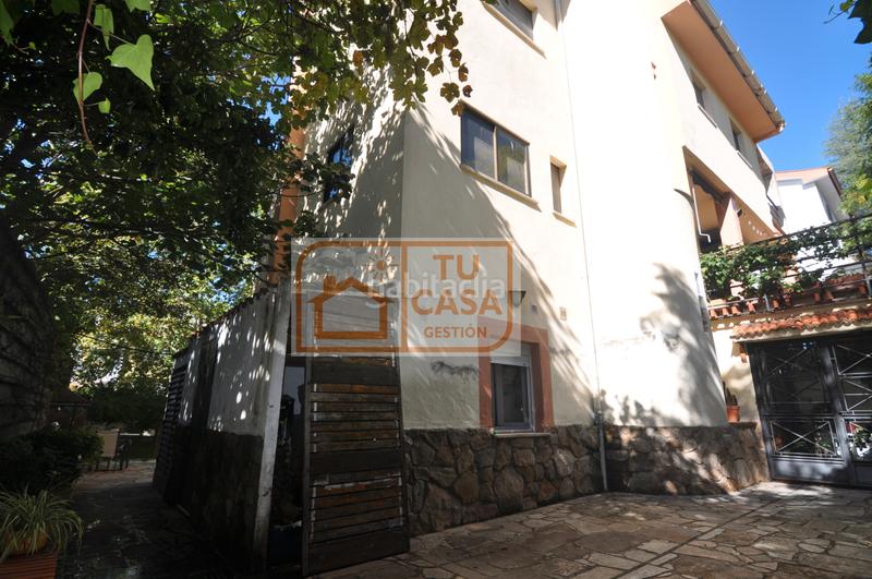 Foto ebb7a16e-e3b5-443a-bbdc-6907ae1c5685. Chalet excelente chalet unifamiliar independiente, en la urbanización de unifamiliares más exclusiva y céntrica . en Cáceres