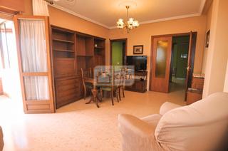 Location Appartement  Avenida de la bondad. Alquiler temporal ideal para estudiantes en pleno centro de cáce