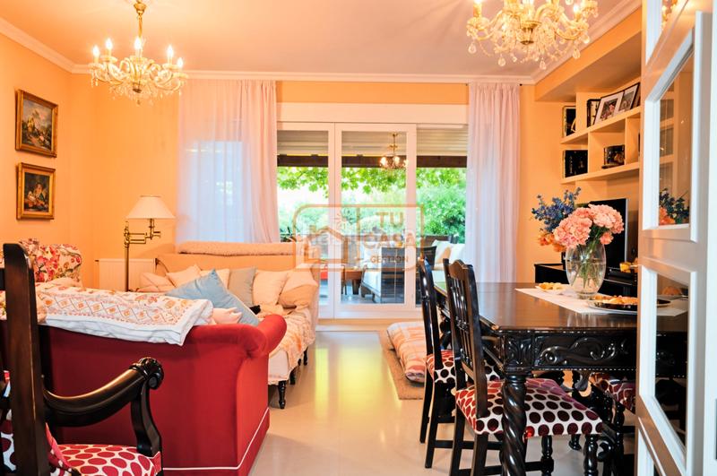 Foto 51d85ef7-1d33-41cf-b80a-40e665684fa1. Semi detached house with heating parking pool in Ruta de la Plata Cáceres