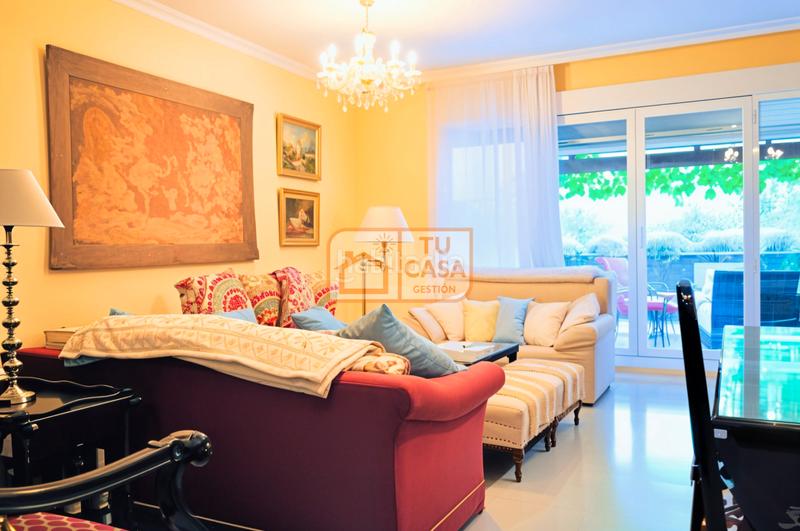 Foto 72580ab9-2c56-4172-86ca-60d1b9e12ce2. Semi detached house with heating parking pool in Ruta de la Plata Cáceres