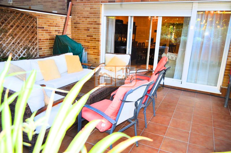 Foto 85c0d8b5-4e8e-4ccc-91bf-d0b22b30ec7f. Semi detached house with heating parking pool in Ruta de la Plata Cáceres