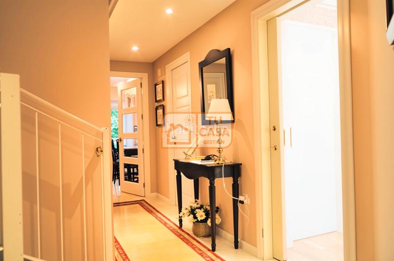 Foto 8f19c7ac-ce9d-48e3-8c3c-82d37259dbe7. Semi detached house with heating parking pool in Ruta de la Plata Cáceres