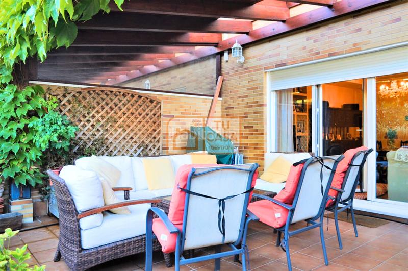 Foto abc6025f-92c4-448a-9419-1c46f9741cbe. Semi detached house with heating parking pool in Ruta de la Plata Cáceres