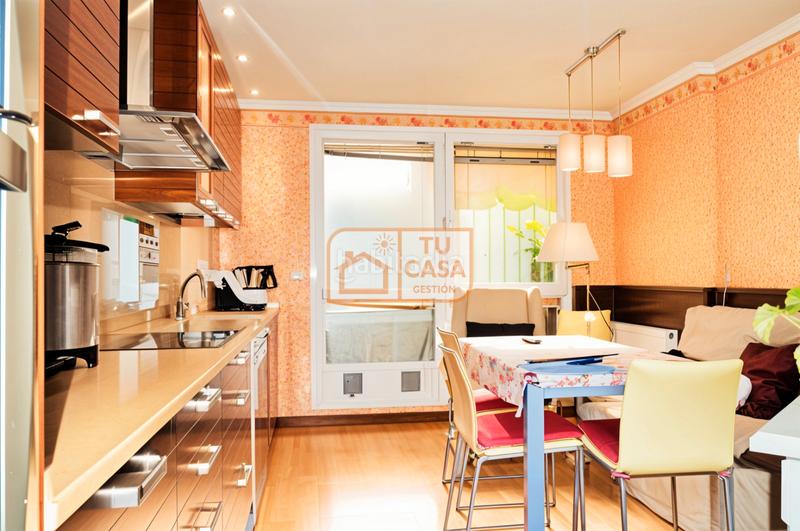 Foto b5251bd6-e626-4f26-8133-c6e9bda6c934. Semi detached house with heating parking pool in Ruta de la Plata Cáceres