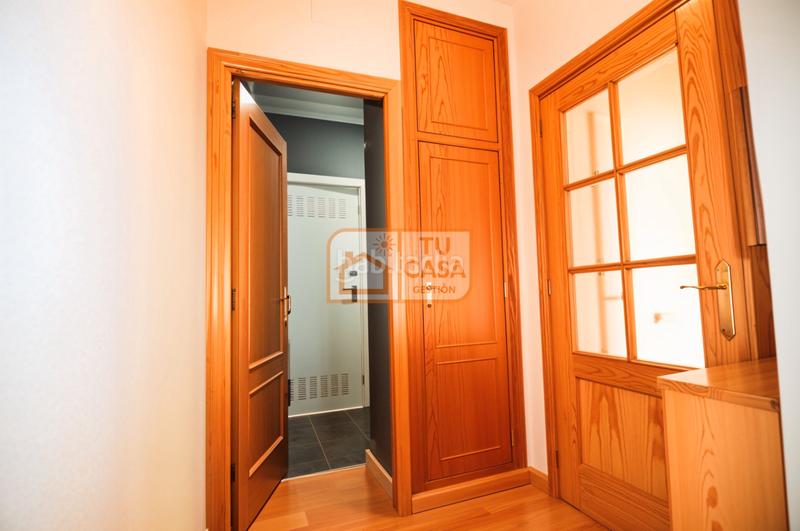 Foto 7ea69a07-b4b8-4dc8-950e-b6a122a36864. Chalet  independiente en la urbanización la zambomba en Cáceres