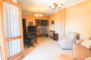 Location Appartement  Avenida de la bondad. Alquiler temporal en pleno centro de cáceres