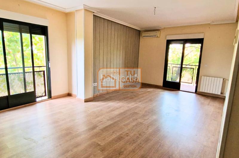 Foto 29cbb60a-9aea-460e-84fc-e3bf8eb32534. Pis amb calefacció aparcament a Zona Norte - Hospital - Urbanizaciones Plasencia