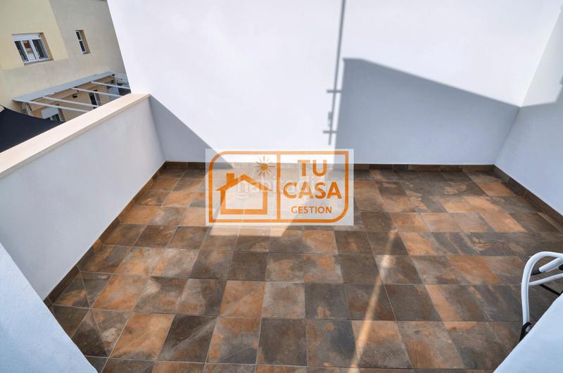 Foto 34e9a602-4b80-43c5-99b2-17b36fd50f17. Maison jumelée avec chauffage parking dans Montesol - Mejostilla Cáceres