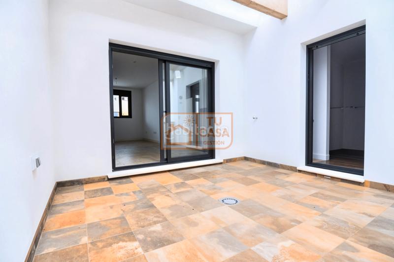 Foto 5cbec972-39a6-439e-ac83-25fe9e44840c. Maison jumelée avec chauffage parking dans Montesol - Mejostilla Cáceres