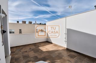 Maison jumelée  Calle las ocas. Venta de unifamiliar de obra nueva en montesol, cáceres