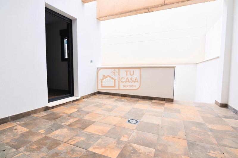 Foto d006c138-cd4b-42c5-a134-d7d8ca75e382. Maison jumelée avec chauffage parking dans Montesol - Mejostilla Cáceres