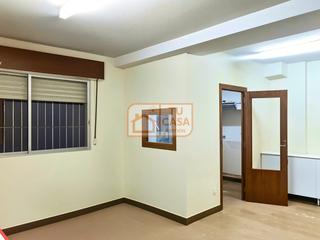 Office space  Calle profesor hernández pacheco. Venta oficina en pleno centro de cáceres