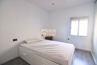 Rent Flat  Calle ecuador. Alquiler de piso zona llopis / avda. de cervantes, cáceres