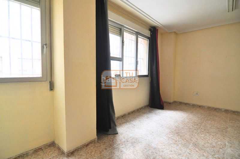 Foto ab978230-9275-440d-8f3c-b1908bc23a00. Pis a Centro Cáceres
