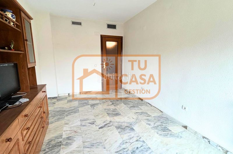 Foto a17d7085-8693-45cf-9d0e-7296065c51be. Pis amb calefacció a Centro Cáceres