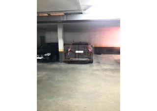 Aparcament cotxe  Calle segovia. Venta de amplia plaza de garaje en la barriada del nuevo cáceres