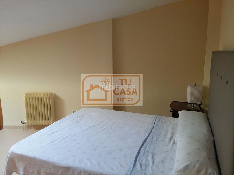 Foto 7479496e-be50-4147-be09-e20f8c1d01fe. Alquiler piso alquiler de apartamento amueblado recién pintado en el Casco Antiguo en Cáceres