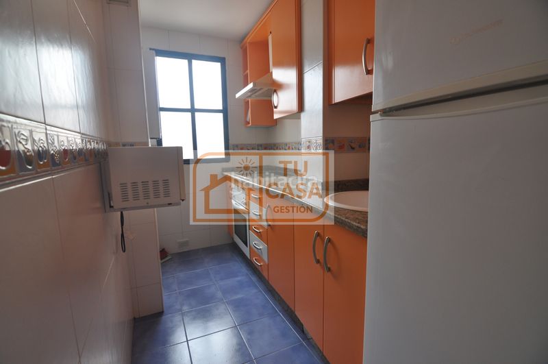 Foto efa7163d-a757-41ae-a47c-c20945800e2e. Alquiler piso alquiler de apartamento amueblado recién pintado en el Casco Antiguo en Cáceres