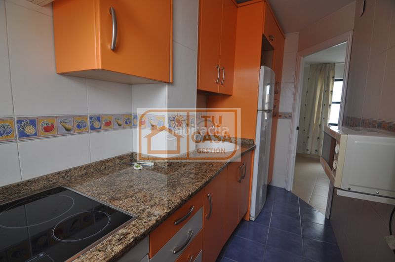 Foto fbc7841e-287a-439f-b0b9-342855052785. Alquiler piso alquiler de apartamento amueblado recién pintado en el Casco Antiguo en Cáceres