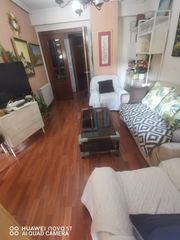 Lloguer Pis  Calle doctor fleming. Atento estudiantes alquiler piso de 4 dormitorios y dos baños, s