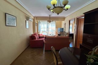 Location Appartement  Calle diego maría crehuet. Piso de alquiler estudiantes centro cáceres