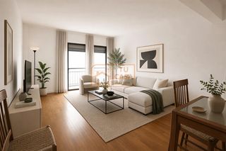 Pis a Calle reval 3. Venta de excelente piso de 125 metros cuadrados junto a la aveni