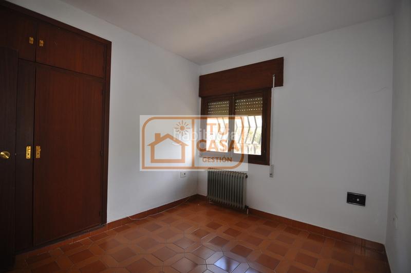 Foto 05f91bb4-256b-4f70-986a-e55bee1f7495. Chalet with fireplace heating parking pool in Campus Universitario Cáceres