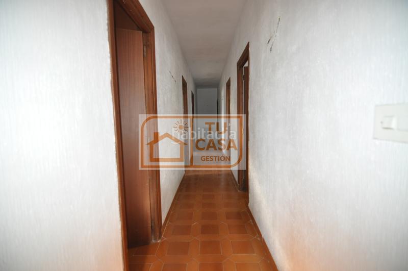 Foto 108086ff-5fb1-4288-806d-c4e29533f37f. Chalet with fireplace heating parking pool in Campus Universitario Cáceres