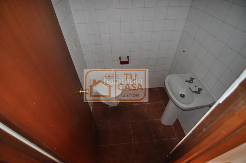 Foto dd6922ab-4bdc-4ab8-81fc-353140502290. Chalet with fireplace heating parking pool in Campus Universitario Cáceres