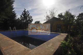 Chalet en Puebla de Obando. Venta casa de campo con olivar en el trmino municipal de puebla