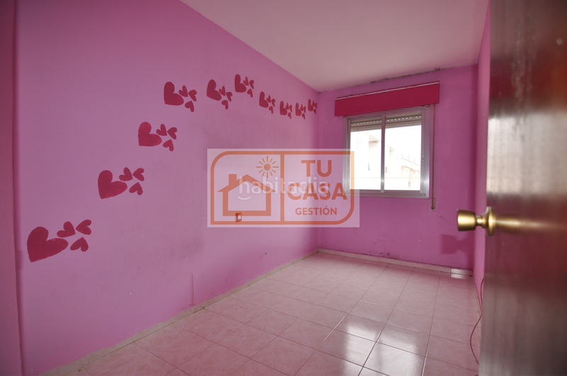 Foto 0a38870c-ce0e-4a95-bd41-a51bb817321e. Appartement dans avenida de la constitución 14 dans Cáceres