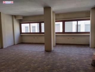 Oficina a Alcázar de San Juan. Se vende oficina junto a plaza de españa y of. de correos de alc