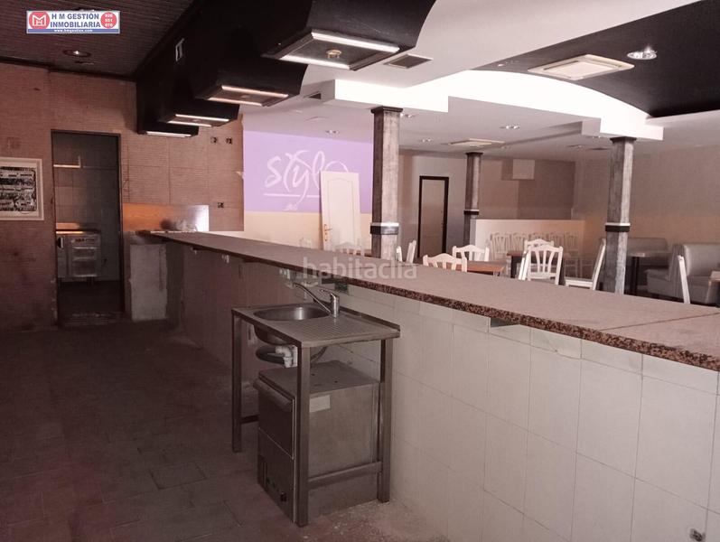 Foto 2775cf6b-5602-48ac-965e-42053a03640e. Locale commerciale in Madridejos