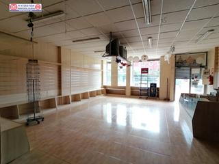Lloguer Local Comercial a Alcázar de San Juan. Local comercial de mas de 300 metros en plaza de españa