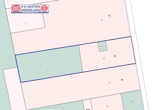Casa en Alcázar de San Juan. Casa para entrar a vivir con 318 m2 de parcela y patio de 175m2