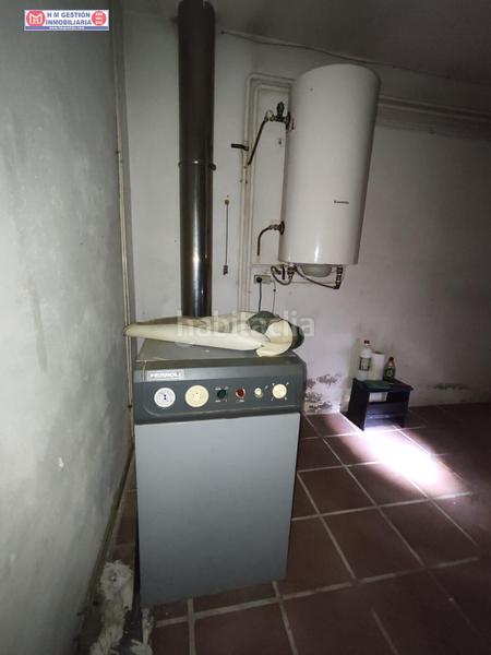 Foto 3d318a4b-c154-499e-bcdf-af7afa76e934. Haus mit heizung in Herencia