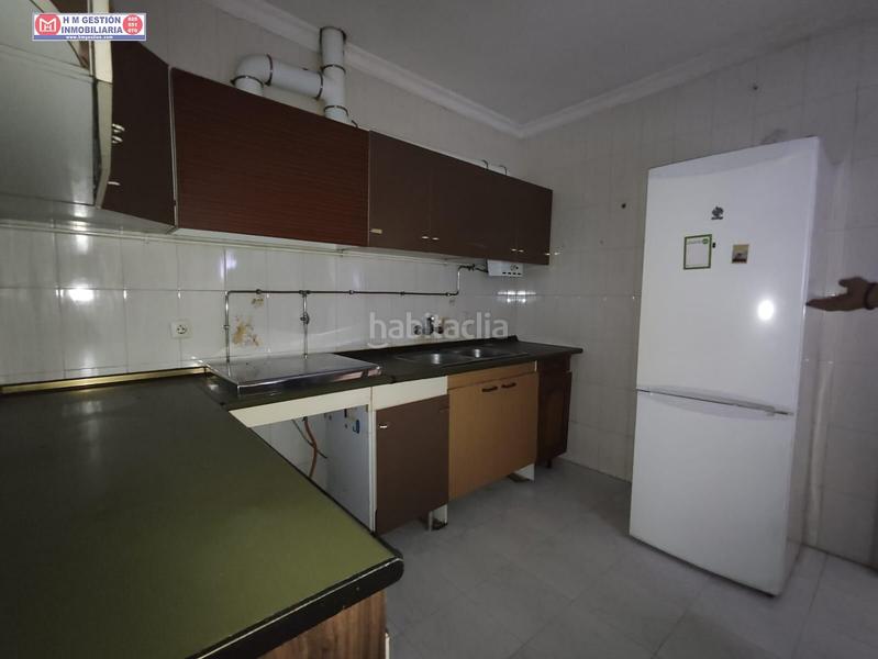 Foto 58dbc178-77c8-44c3-b37b-cbb66413effe. Haus mit heizung in Herencia