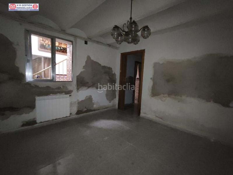 Foto ce42f171-3d8b-4732-bd7c-b81ce2508a15. Haus mit heizung in Herencia