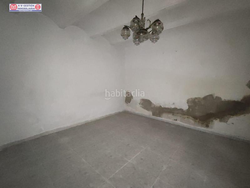 Foto d8b18413-8c2f-4017-b656-fc3041b86358. Haus mit heizung in Herencia