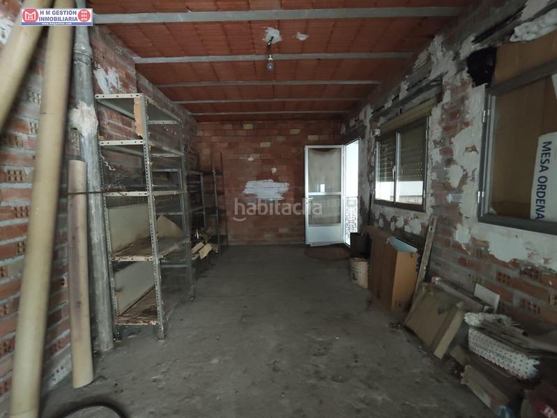 Foto f0bd2f12-101c-40b8-9572-2ca4e50869ef. Haus mit heizung in Herencia