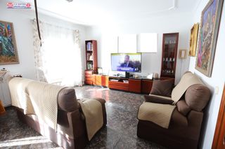 Pis a Alcázar de San Juan. Vivienda en 1ª planta, con 2 patios de luces, 4 dormitorios, amp